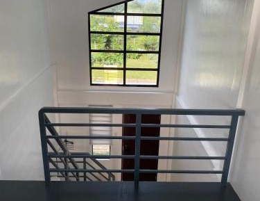 Superior One-Bedroom Apartment