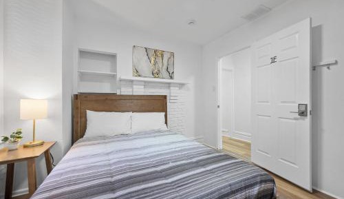 Queen Room with Shared Bathroom