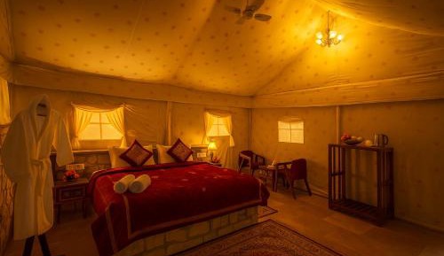 Double or Twin Room with Swimming Pool Access