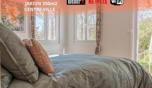 Apartment with Garden View