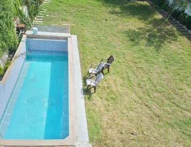 Three-Bedroom Holiday Home 