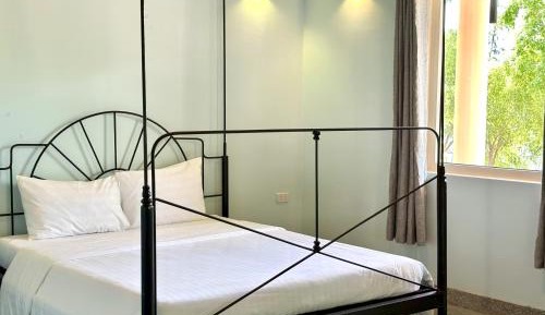 Bungalow with Sea View