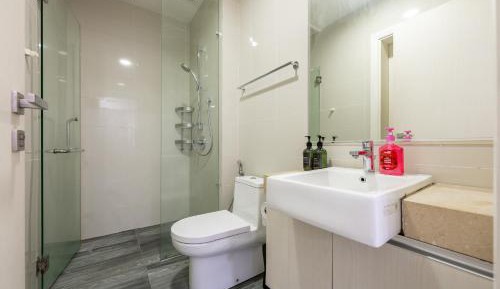 Two-Bedroom Apartment with Garden View