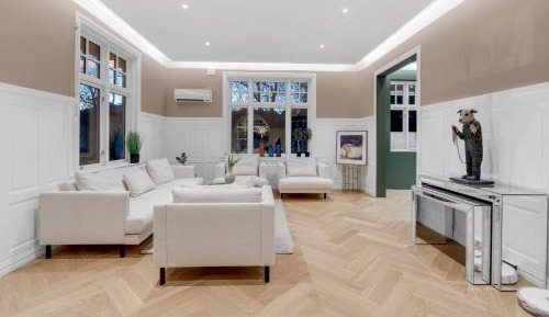 Deluxe Villa