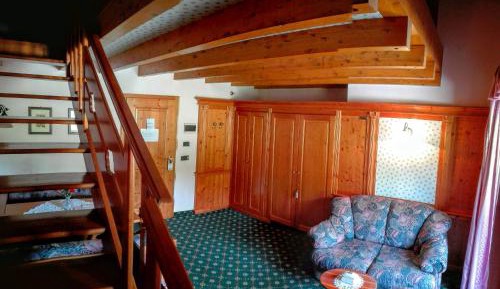 Suite - Split Level