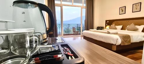 Deluxe Queen Suite