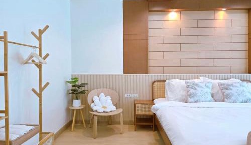 Double Room with Pool View