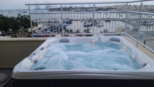 Four-Bedroom Penthouse Apartment