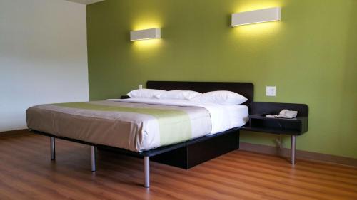 King Room with Spa Bath