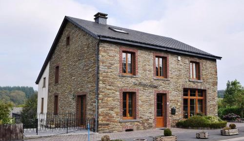 Seven-Bedroom House
