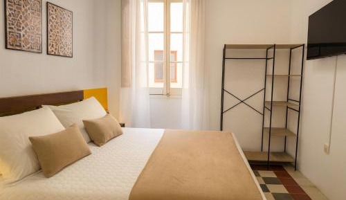 Double Room with Shared Bathroom