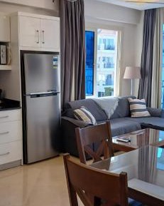 Two-Bedroom Apartment with Balcony and Sea View