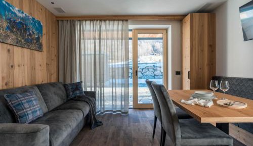 Two-Bedroom Superior Apartment