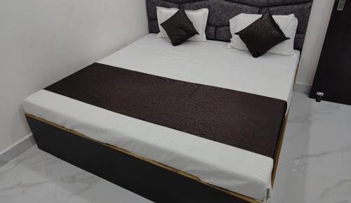 Family Room with Private Bathroom