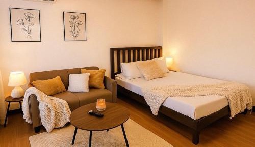 Double or Twin Room with Private Bathroom