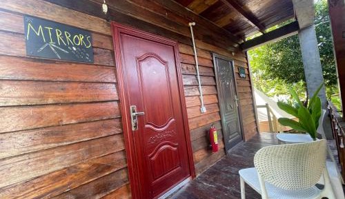 Queen Room with Balcony
