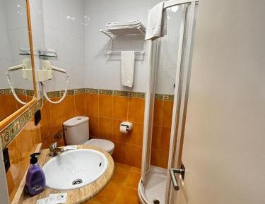 Economy Double or Twin Room