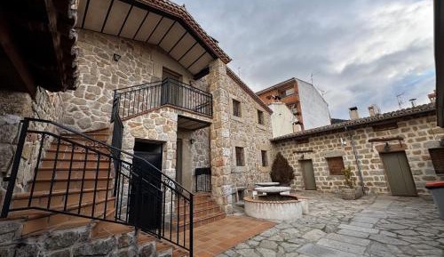 Six-Bedroom House