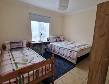 Twin Room with Private External Bathroom