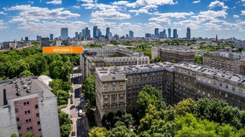 Apartment with City View
