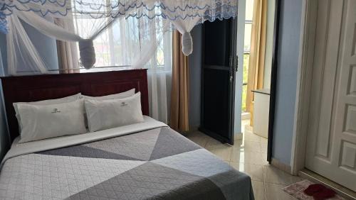 Deluxe Double or Twin Room with Garden View