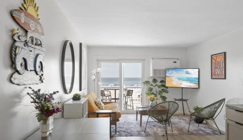 Two Bedroom Apartment 