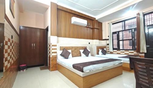 King Room with Balcony