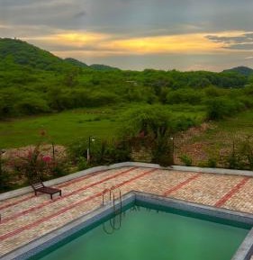 Double Room with Pool View