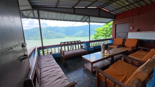 Quadruple Room with Lake View