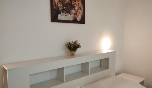 Studio with Mountain View