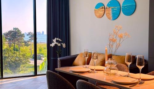 One-Bedroom Apartment with Balcony and Mountain View  