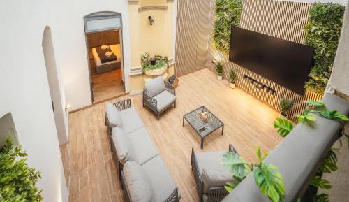 Deluxe Villa