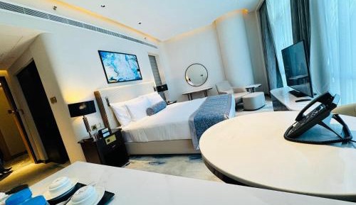 Superior King Room