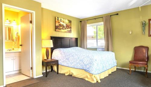 Queen Room