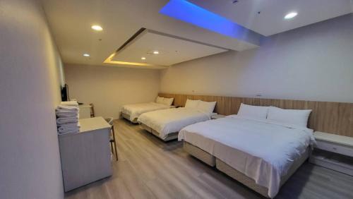 Superior Family Room