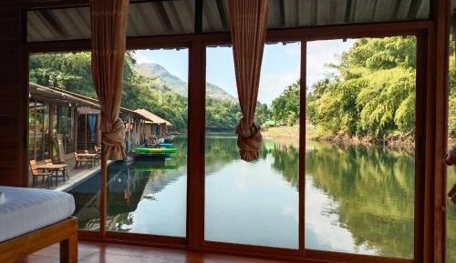 Suite with River View