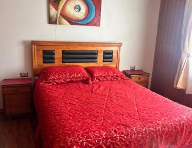 Single Room with Private Bathroom