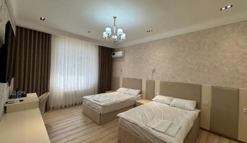 Deluxe Suite