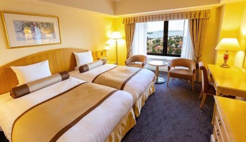Superior Hollywood Twin Room with Park View