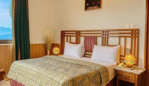 Deluxe Family Suite