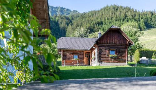 Chalet (4 Adults)