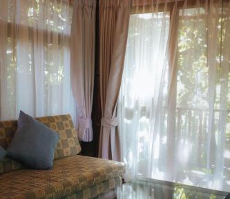 Queen Room with Garden View