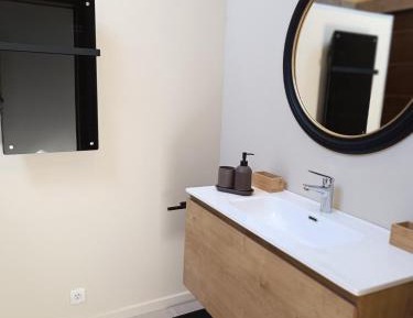 Triple Room with Private External Bathroom