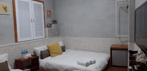 Twin Room with Sea View