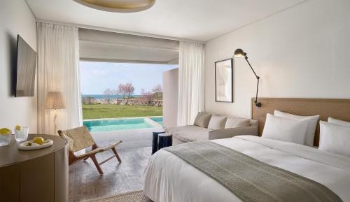 Deluxe Bungalow Private Pool Seafront