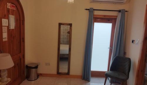 Deluxe Double Room with Shower