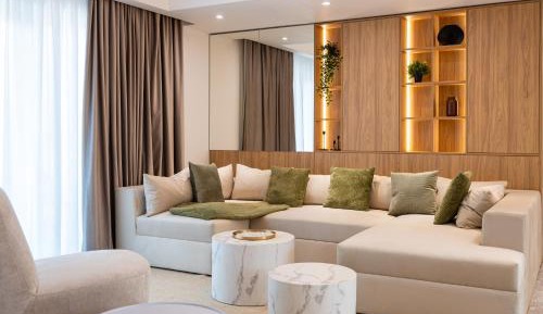 Two-Bedroom Deluxe Apartment with Balcony