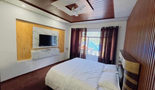 Double Room with Mountain View