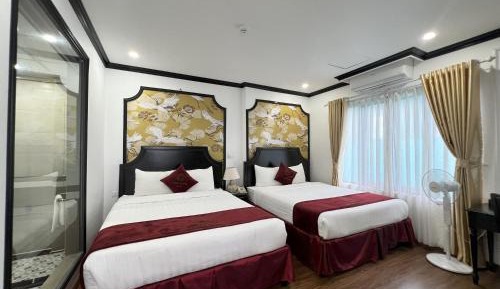 Deluxe Family Room