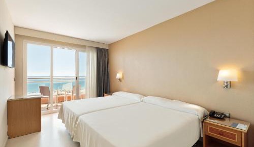 Double Room with Front Sea View (2 Adults)